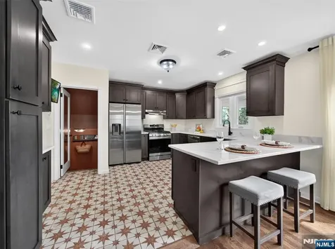 247 Steilen Avenue Ridgewood NJ 07450