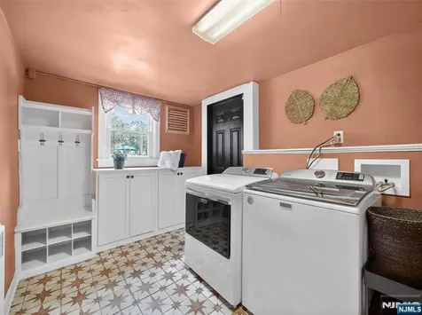 247 Steilen Avenue Ridgewood NJ 07450