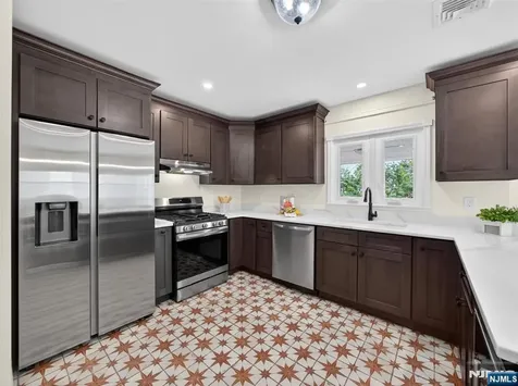 247 Steilen Avenue Ridgewood NJ 07450
