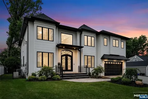 495 Wilson Avenue Paramus NJ 07652