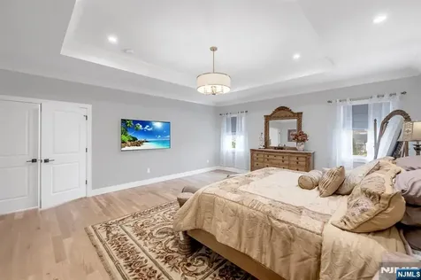 495 Wilson Avenue Paramus NJ 07652