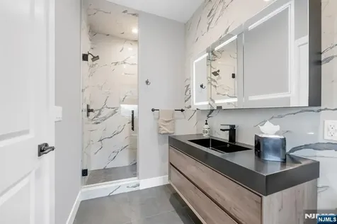 495 Wilson Avenue Paramus NJ 07652