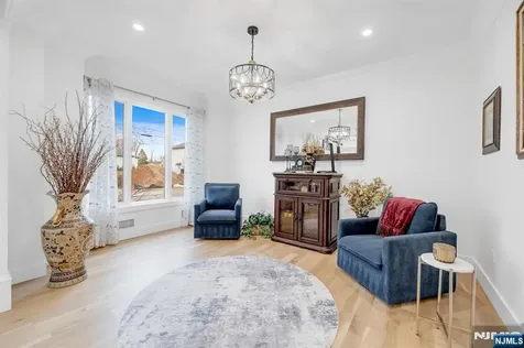 495 Wilson Avenue Paramus NJ 07652