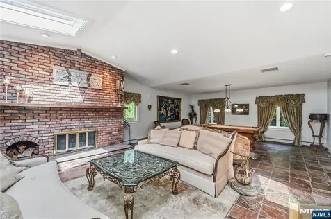 136 Willow Drive Old Tappan NJ 07675