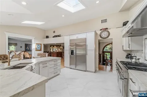 136 Willow Drive Old Tappan NJ 07675
