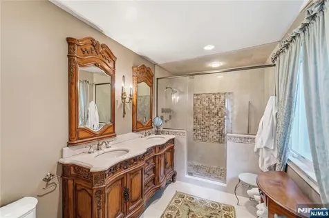 136 Willow Drive Old Tappan NJ 07675