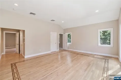 136 Willow Drive Old Tappan NJ 07675