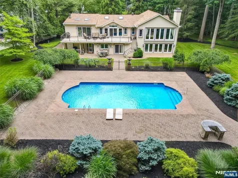 136 Willow Drive Old Tappan NJ 07675