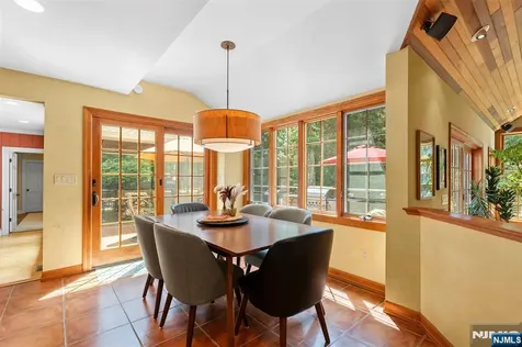 565 Dorchester Drive River Vale NJ 07675