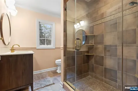 565 Dorchester Drive River Vale NJ 07675