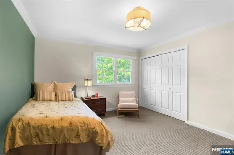 565 Dorchester Drive River Vale NJ 07675