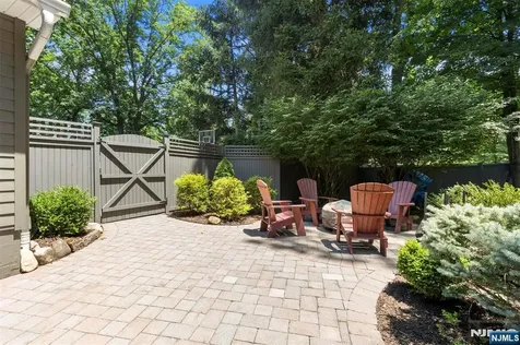 565 Dorchester Drive River Vale NJ 07675