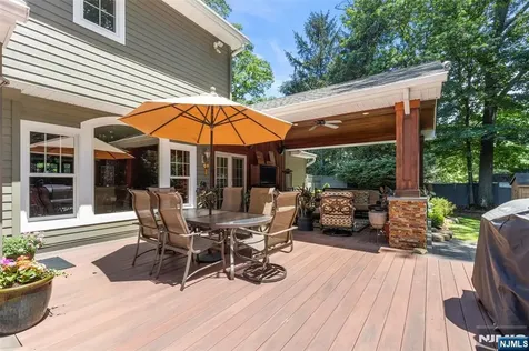 565 Dorchester Drive River Vale NJ 07675