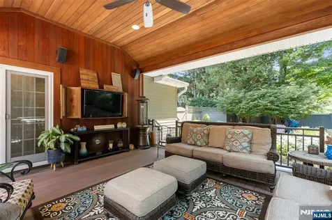 565 Dorchester Drive River Vale NJ 07675