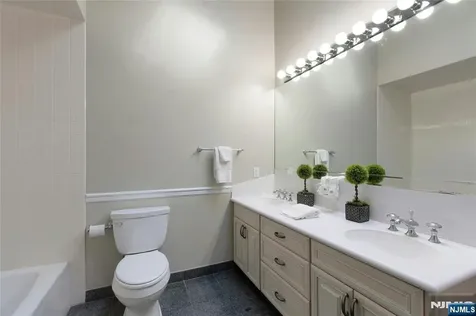 78 Apple Ridge Woodcliff Lake NJ 07677