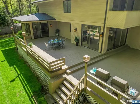 78 Apple Ridge Woodcliff Lake NJ 07677
