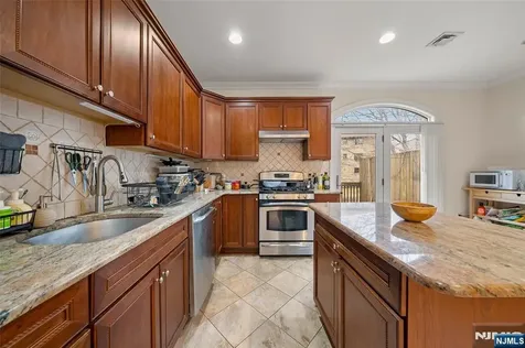 236 Columbus Avenue Palisades Park NJ 07650