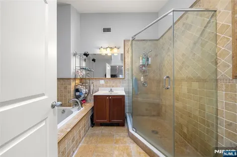 236 Columbus Avenue Palisades Park NJ 07650