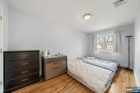 236 Columbus Avenue Palisades Park NJ 07650
