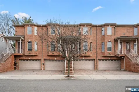 236 Columbus Avenue Palisades Park NJ 07650