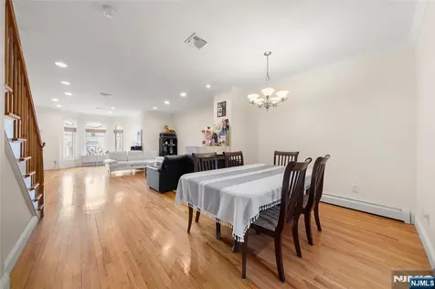 236 Columbus Avenue Palisades Park NJ 07650