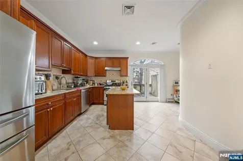 236 Columbus Avenue Palisades Park NJ 07650