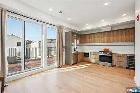 431 Palisade Avenue Jersey City NJ 07307