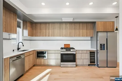 431 Palisade Avenue Jersey City NJ 07307