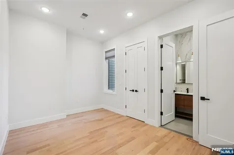 431 Palisade Avenue Jersey City NJ 07307
