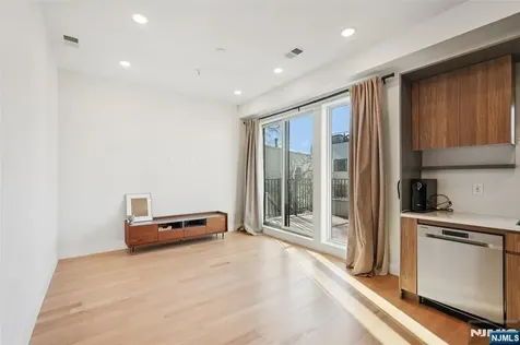 431 Palisade Avenue Jersey City NJ 07307