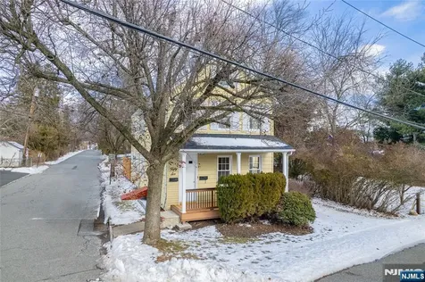 56 Pine Street Verona NJ 07044