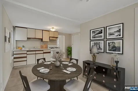 56 Pine Street Verona NJ 07044