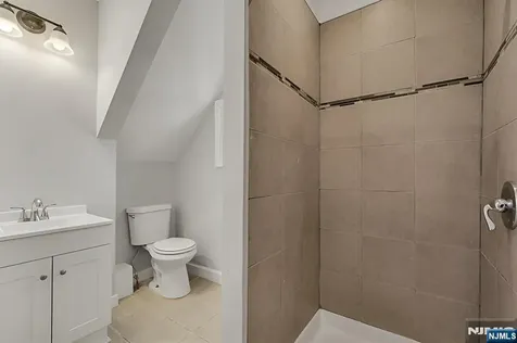 56 Pine Street Verona NJ 07044