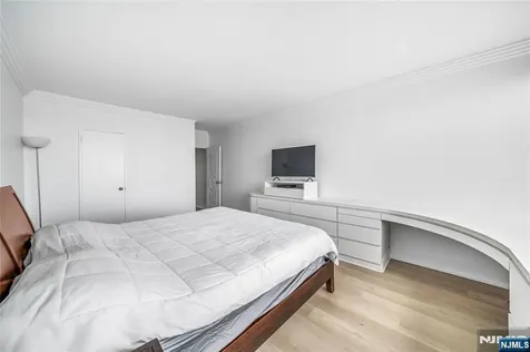 6 Horizon Road Fort Lee NJ 07024