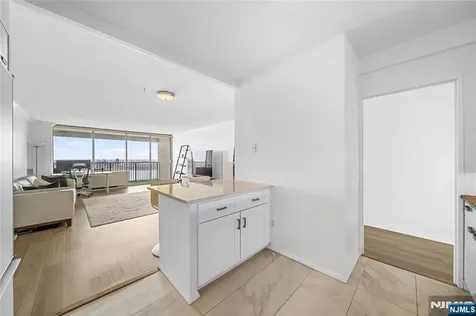6 Horizon Road Fort Lee NJ 07024