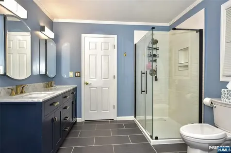 37 Niagara Drive Mahwah NJ 07430