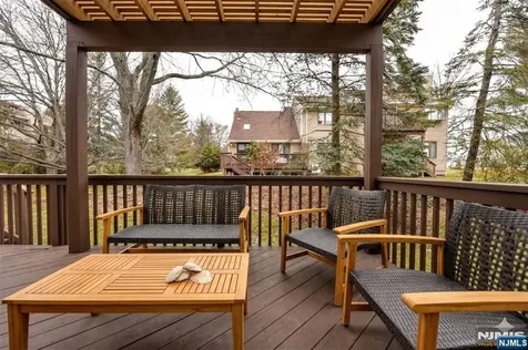 37 Niagara Drive Mahwah NJ 07430