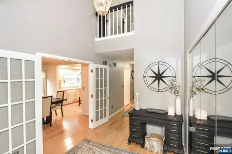 37 Niagara Drive Mahwah NJ 07430