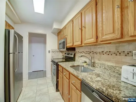 377 S Harrison Street East Orange NJ 07018