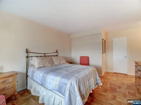 377 S Harrison Street East Orange NJ 07018