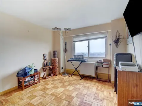 377 S Harrison Street East Orange NJ 07018