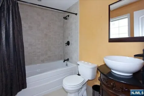177 Magnolia Avenue Cresskill NJ 07626