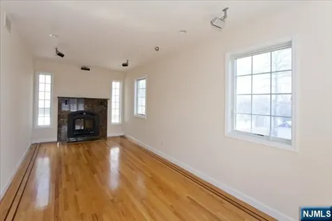 177 Magnolia Avenue Cresskill NJ 07626