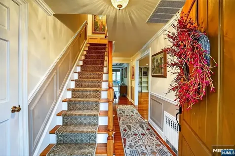8 Hemlock Lane Kinnelon Borough NJ 07405