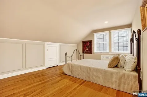 8 Hemlock Lane Kinnelon Borough NJ 07405