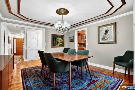 8 Hemlock Lane Kinnelon Borough NJ 07405
