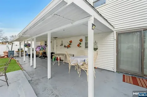 8 Monaghan Road Edison NJ 08817