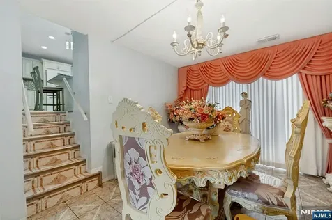 8 Monaghan Road Edison NJ 08817