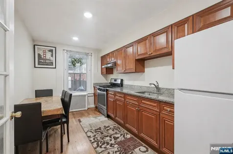 20 Concord Street Jersey City NJ 07306