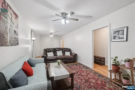 20 Concord Street Jersey City NJ 07306